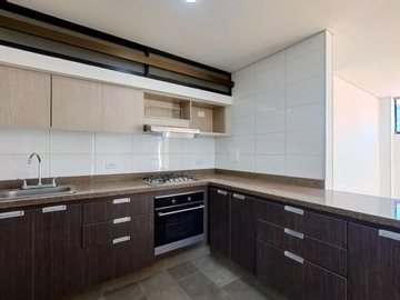 Excelente oportunidad de Vivenda ó Inversión apartamento Gran Granada