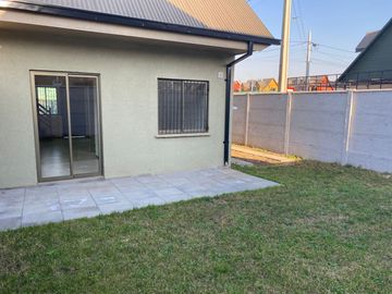 SE VENDE CASA EN PARQUE  BICENTENARIO, 3D, 1B, TALCA