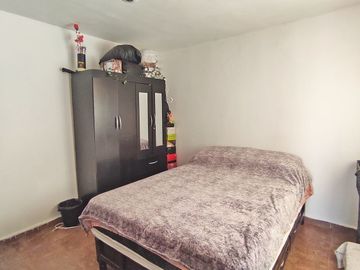 Venta De Casa En Nezahualcoyotl  a Un Precio de Oportunidad