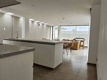 HERMOSAS CASAS EN MEJÍA