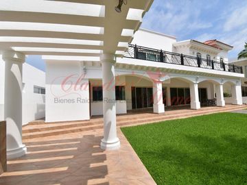 VENTA CASA EN FRACC EL CID
