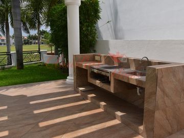 VENTA CASA EN FRACC EL CID