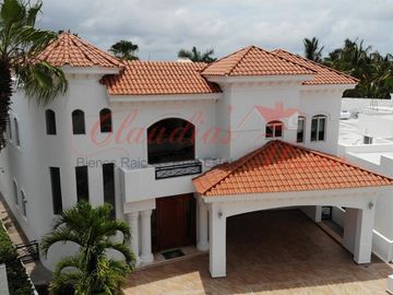 VENTA CASA EN FRACC EL CID
