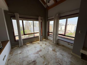 Venta Exclusivo Penthouse En San Isidro