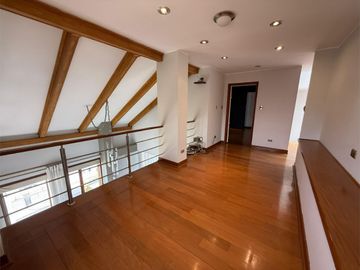 Venta Exclusivo Penthouse En San Isidro