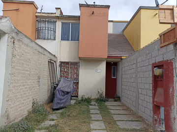 CASA EN VENTA PASEOS DE TULTEPEC, LA CONFIANZA