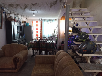 CASA EN VENTA PASEOS DE TULTEPEC, LA CONFIANZA