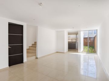 Casa en Venta, San Francisco Ocotlan. Puebla