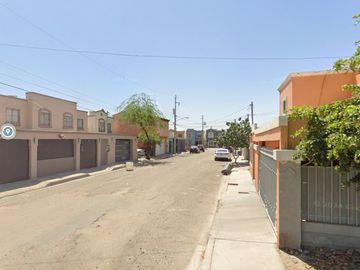 JCM CASA EN VENTA OPORTUNIDAD EN VILLAS RESIDENCIAL DEL PRADO MEXICALI BC