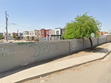 JCM CASA EN VENTA OPORTUNIDAD EN VILLAS RESIDENCIAL DEL PRADO MEXICALI BC