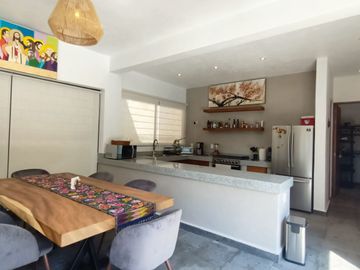 EXCELENTE CASA EN RENTA