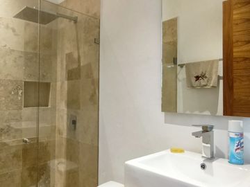 EXCELENTE CASA EN RENTA