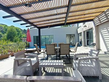 EXCELENTE CASA EN RENTA