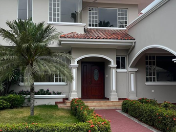 Casa en Venta en Santa Maria de Casa Grande