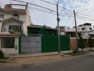 VENTA DE CASA COMO TERRENO
