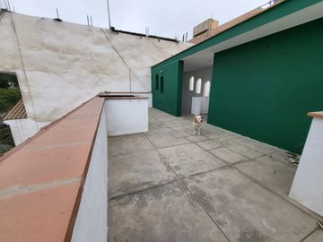VENTA DE CASA COMO TERRENO