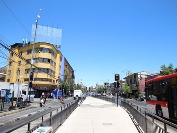 Vendo Edificio Patrimonial, Varias Oficinas, Independencia