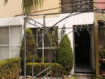 Venta de casa en Cuernavaca condominio con alberca y vigilancia