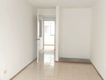 ¡¡Ocasión!! Venta De Departamento Duplex En El Centro De Lima A Solo $ 60 K (¡¡Y Negociable!!)
