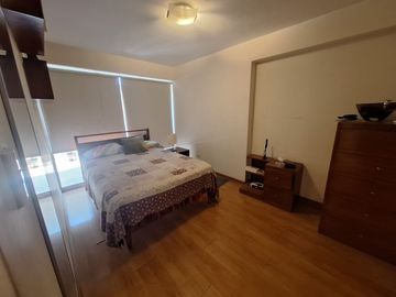 DEPARTAMENTO EN PRIMER PISO DE 129 MTS, 03 DORMITORIOS + SERVICIO