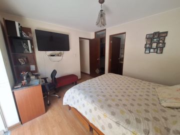 DEPARTAMENTO EN PRIMER PISO DE 129 MTS, 03 DORMITORIOS + SERVICIO