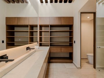 VENTA CASA MODERNA Y LUJOSA EN  PUERTO CANCUN