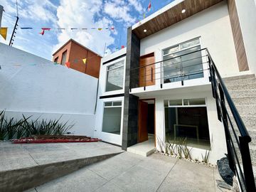 DUPLEX EN VENTA, FRACCIONAMIENTO CAMINO REAL LA HACIENDA PUEBLA.