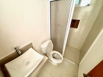 DUPLEX EN VENTA, FRACCIONAMIENTO CAMINO REAL LA HACIENDA PUEBLA.