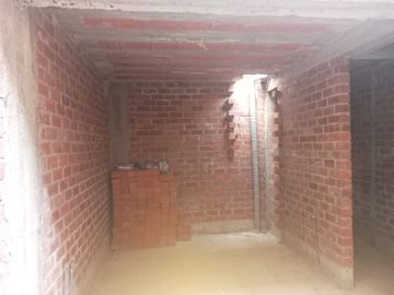Oportunidad Unica Se Vende Terreno + Construccion En Surco Con Parametros Para 3 Pisos