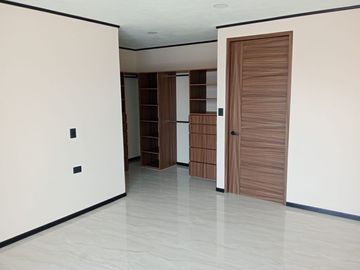 CASA EN VENTA AMPLIACIÓN ARBOLEDAS DE LOMA BELLA