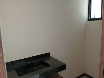 CASA EN VENTA AMPLIACIÓN ARBOLEDAS DE LOMA BELLA
