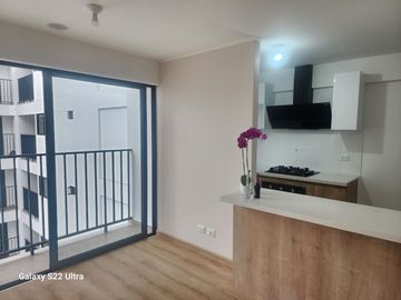 SE ALQUILA MINIDPTO DE ESTRENO en LINSIDRO