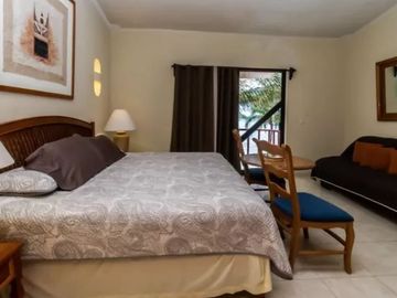 EN VENTA CASA FRENTE AL MAR  PUERTO MORELOS