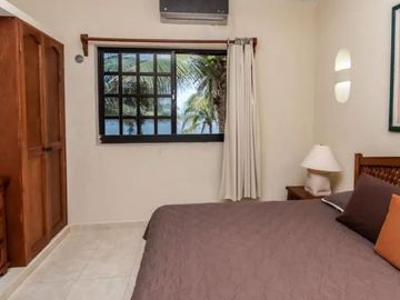 EN VENTA CASA FRENTE AL MAR  PUERTO MORELOS