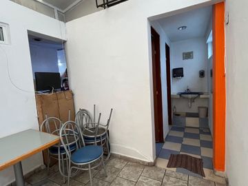 Oportunidad Única: Casa con Local  en Lomas de Atizapán