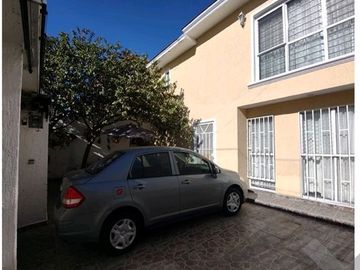 CASA EN VENTA COLONIA MONUMENTAL