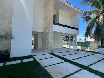 Casa en venta residencial Los Tigres