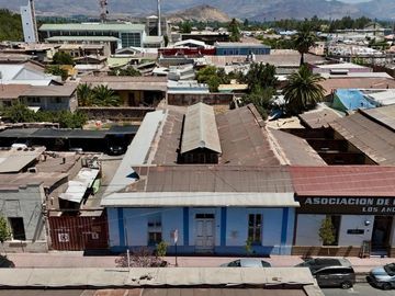 LOS ANDES - VENDE PROPIEDAD CON BUEN TERRENO DE 766m2 EN PLENO CENTRO