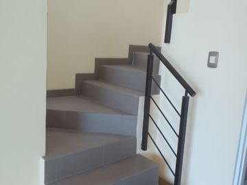 VENTA DPTO DUPLEX  $340,000 - 3Dor, 04 Bñ, 02 Estac - SAN BORJA