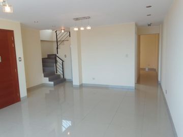 VENTA DPTO DUPLEX  $340,000 - 3Dor, 04 Bñ, 02 Estac - SAN BORJA