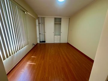 VENTA DPTO DUPLEX  $340,000 - 3Dor, 04 Bñ, 02 Estac - SAN BORJA