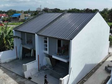 For sale House & Lot