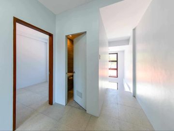 For sale House & Lot
