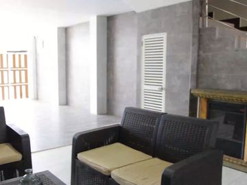 E13 - Venta Edificio Rentero full amoblado en Playas - Guayas