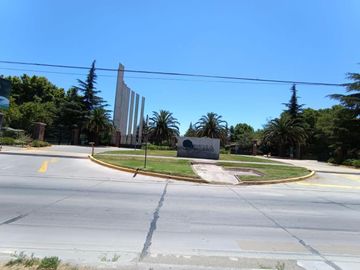 PARCELA 5970M2 Y CASA 5D4B LIQUIDA BANCO EN PEÑAFLOR