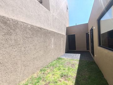 Casa en VENTA en Altos Juriquilla Planta Baja 2 Recamaras