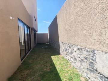 Casa en VENTA en Altos Juriquilla Planta Baja 2 Recamaras