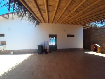 CASA DE PLAYA EN PLATERITOS - TUMBES