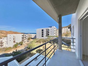 Venta de Condominio ¡Oportunidad Imperdible en Sunset Beach, Cabo San Lucas!