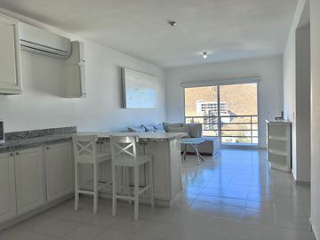 Venta de Condominio ¡Oportunidad Imperdible en Sunset Beach, Cabo San Lucas!